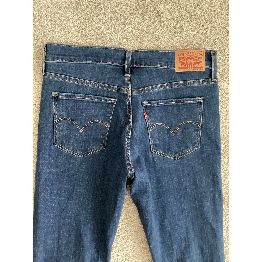 Levi Strauss Women Jeans 312 Shaping Slim Size 28 Dark Wash - Picture 10 of 10